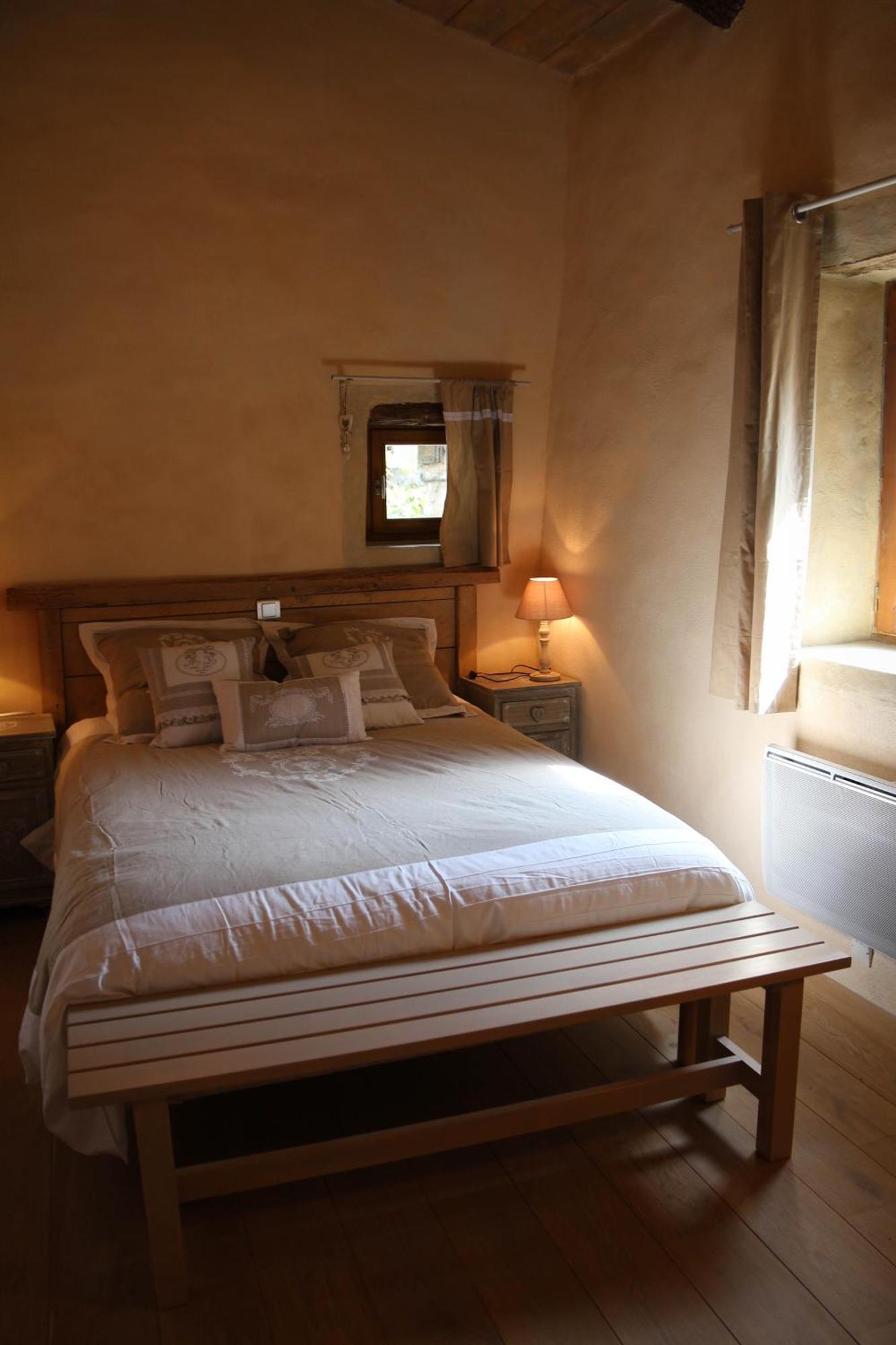 Gite Marceline Saint-Guilhem-le-Desert Exterior photo