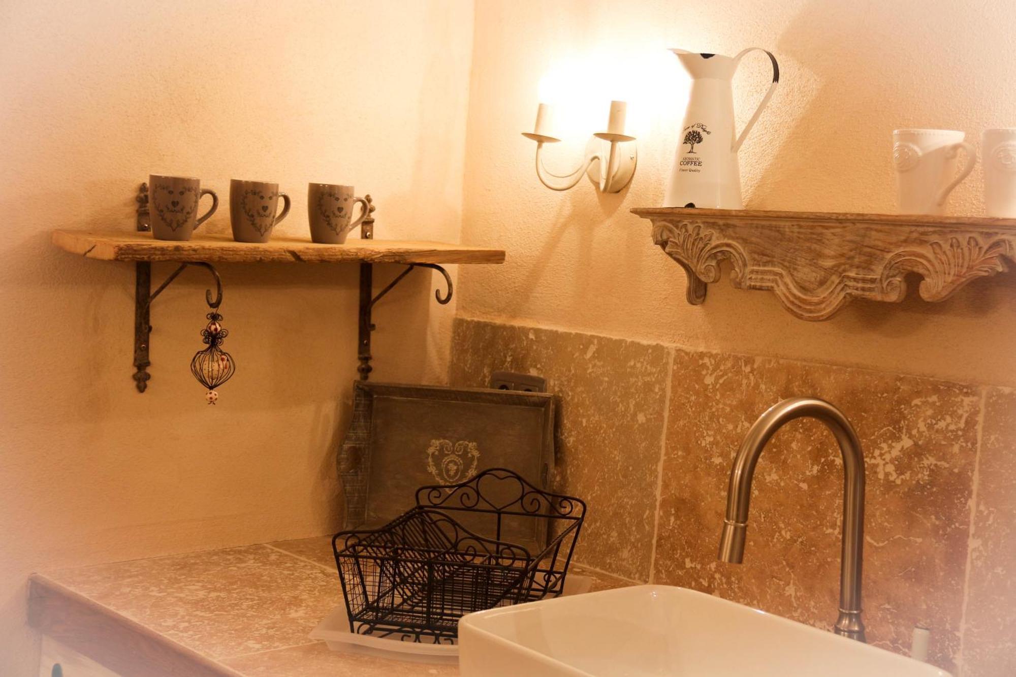 Gite Marceline Saint-Guilhem-le-Desert Exterior photo