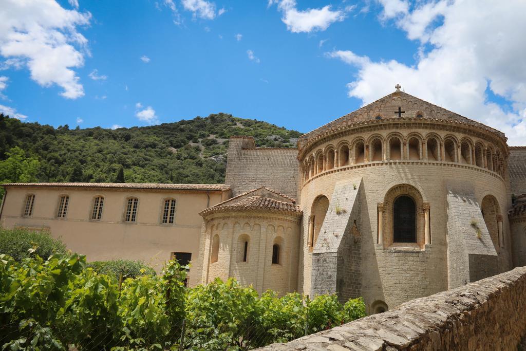 Gite Marceline Saint-Guilhem-le-Desert Exterior photo