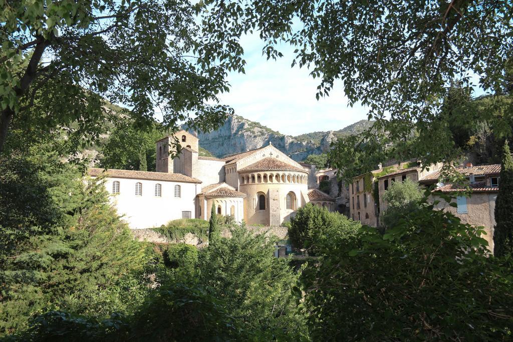 Gite Marceline Villa Saint-Guilhem-le-Desert Exterior photo